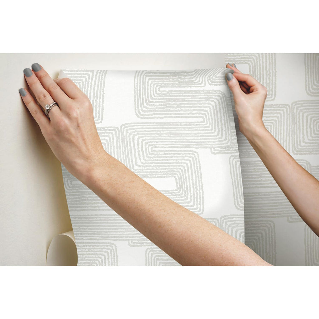 RoomMates Zulu Signature Peel & Stick white Wallpaper