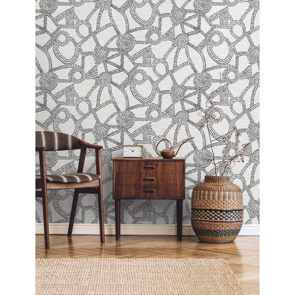 RoomMates Amhara Peel & Stick white/black Wallpaper