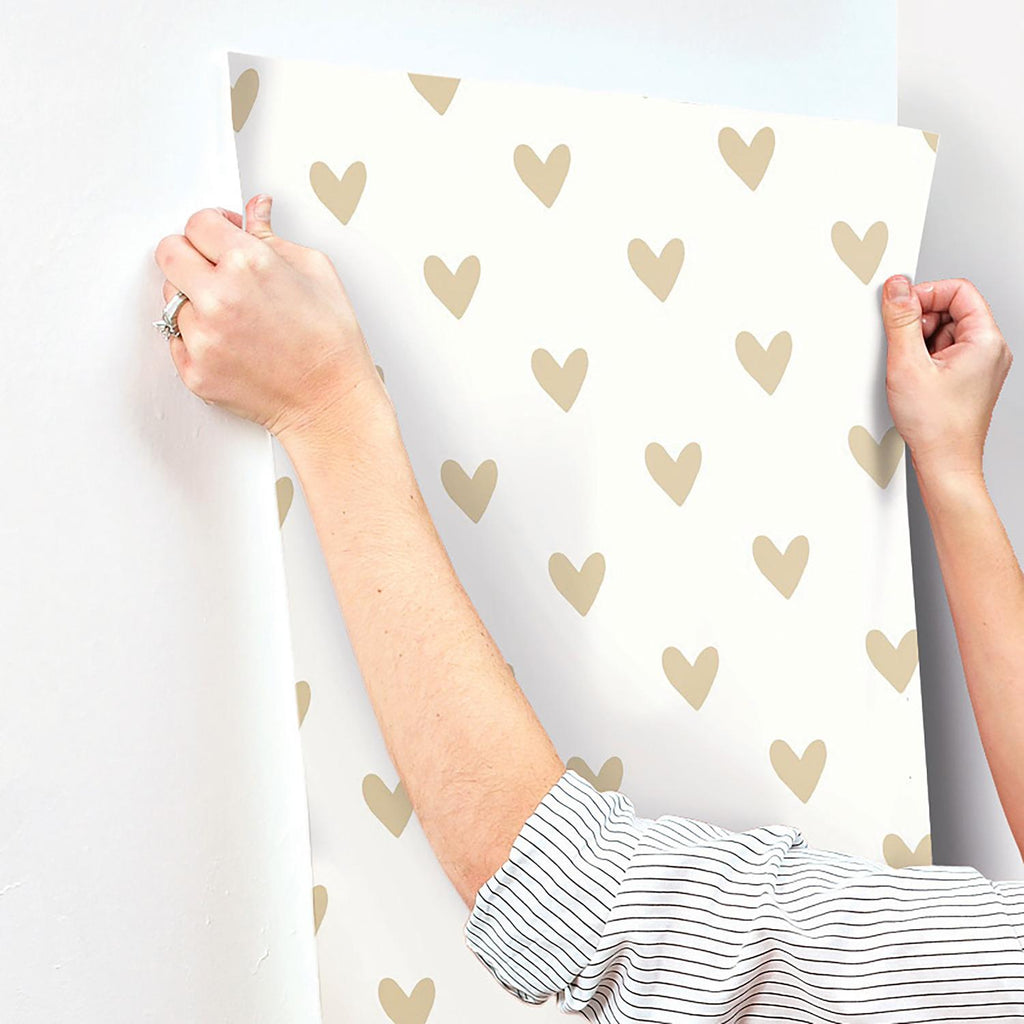 RoomMates Heart Spot Peel & Stick gold Wallpaper