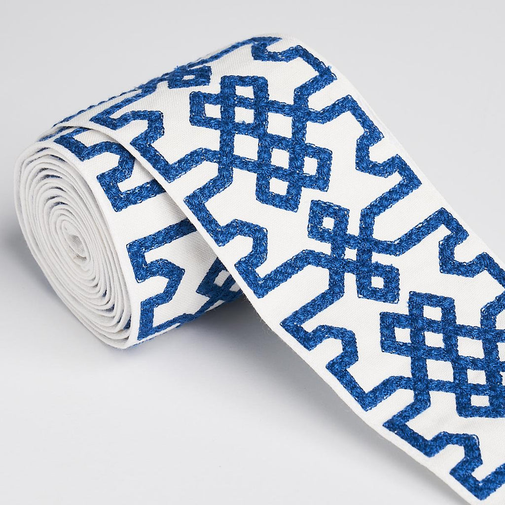 Schumacher Knotted Trellis Tape Blue On White Trim