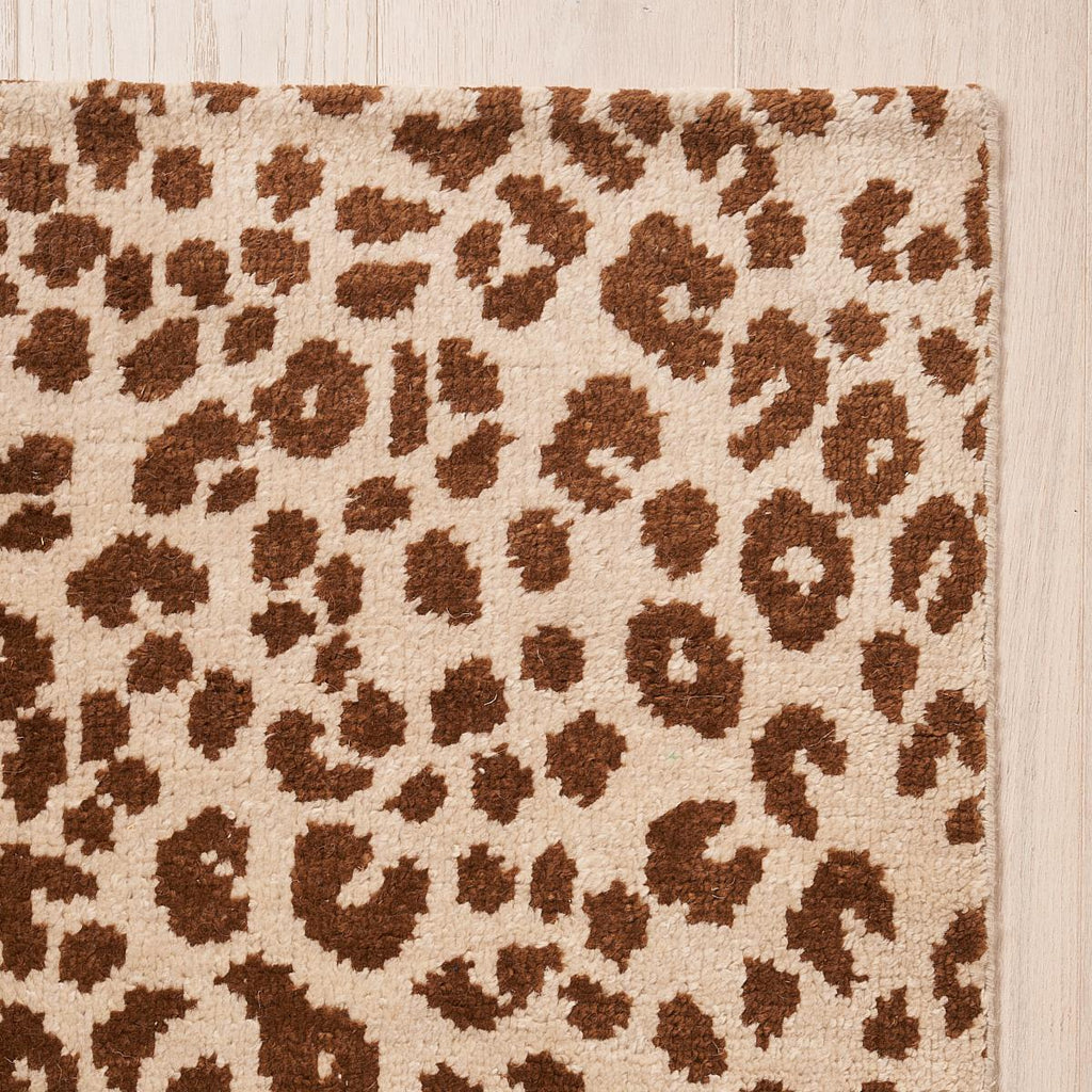 Schumacher Iconic Leopard Hand-Knotted Brown 8' x 10' Rug