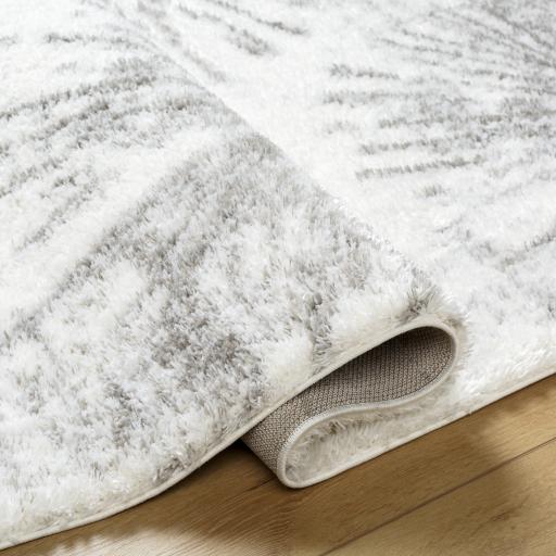 Surya Cloudy Shag CDG-2327 Gray Off-White 5'3" x 7' Rug