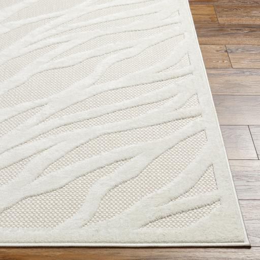 Surya San Diego SFG-2312 Off-White White 5'3" x 7' Rug