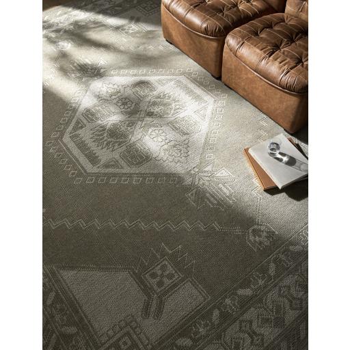 Surya Zahra ZHA-2305 Cream Light Brown 2' x 3' Rug