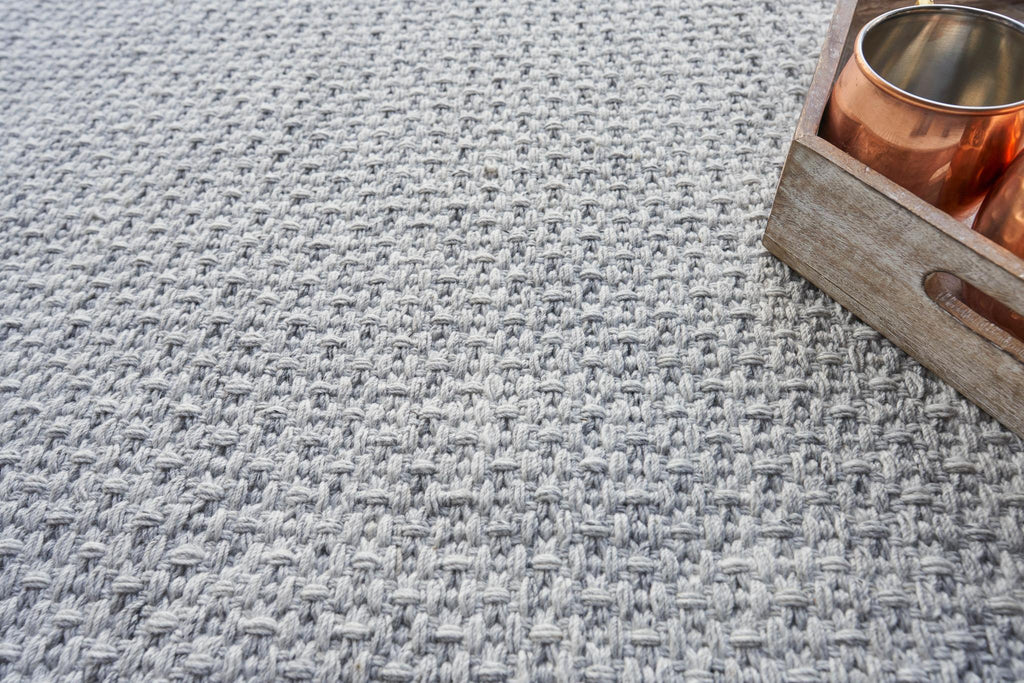 Exquisite Gamma Indoor/Outdoor Flatweave PET yarn Silver Area Rug 12.0'X15.0' Rug