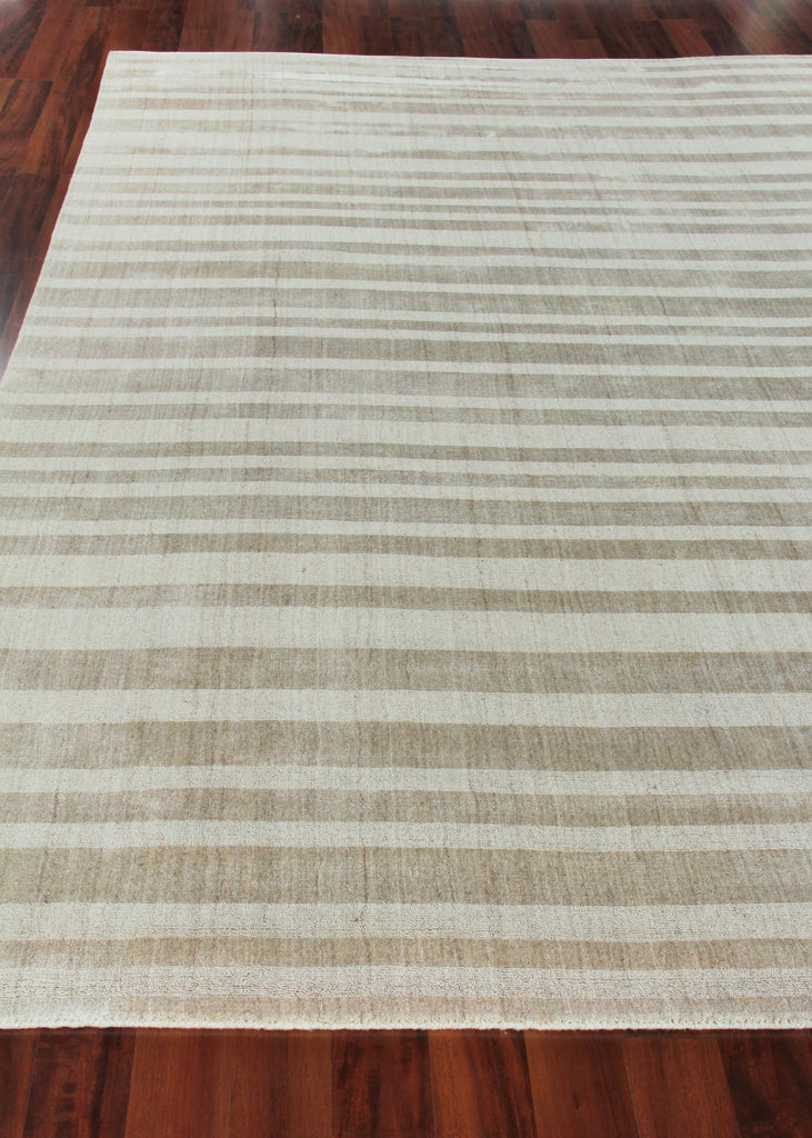 Exquisite Robin Stripe Hand-loomed Bamboo Silk/Wool Taupe Area Rug 6.0'X9.0' Rug