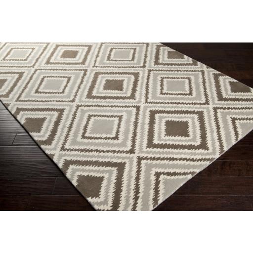 Surya Naya NY-5196 Cream Gray 9' x 13' Rug