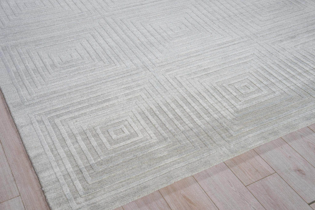 Exquisite Castelli Handloomed Bamboo Silk and New Zealand Wool Light Silver Area Rug 10.0'X14.0' Rug