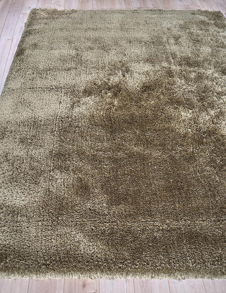 Exquisite Sumo Shag Hand Loomed Polyester/Microfiber Taupe Area Rug 5.0'X8.0' Rug