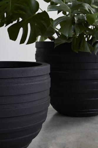 Phillips Collection June , Black, SM Black Planter