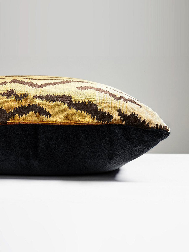 Scalamandre Tigre/Velvet Ivory, Gold & Black/Anthracite Pillow