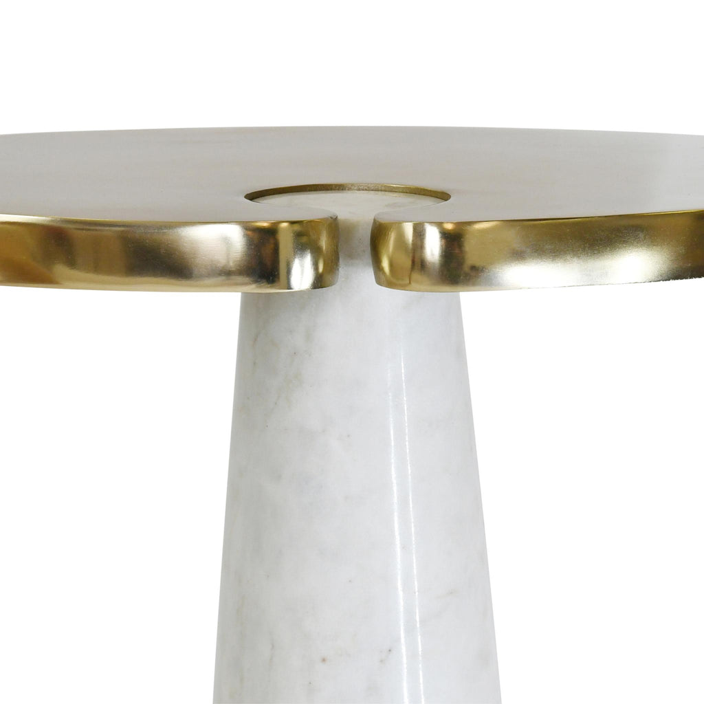 Worlds Away OVAL SIDE TABLE WITH BRASS TOP AND WHITE MARBLE PEDESTAL BASE_x000D__x000D__x000D__x000D__x000D__x000D__x000D_