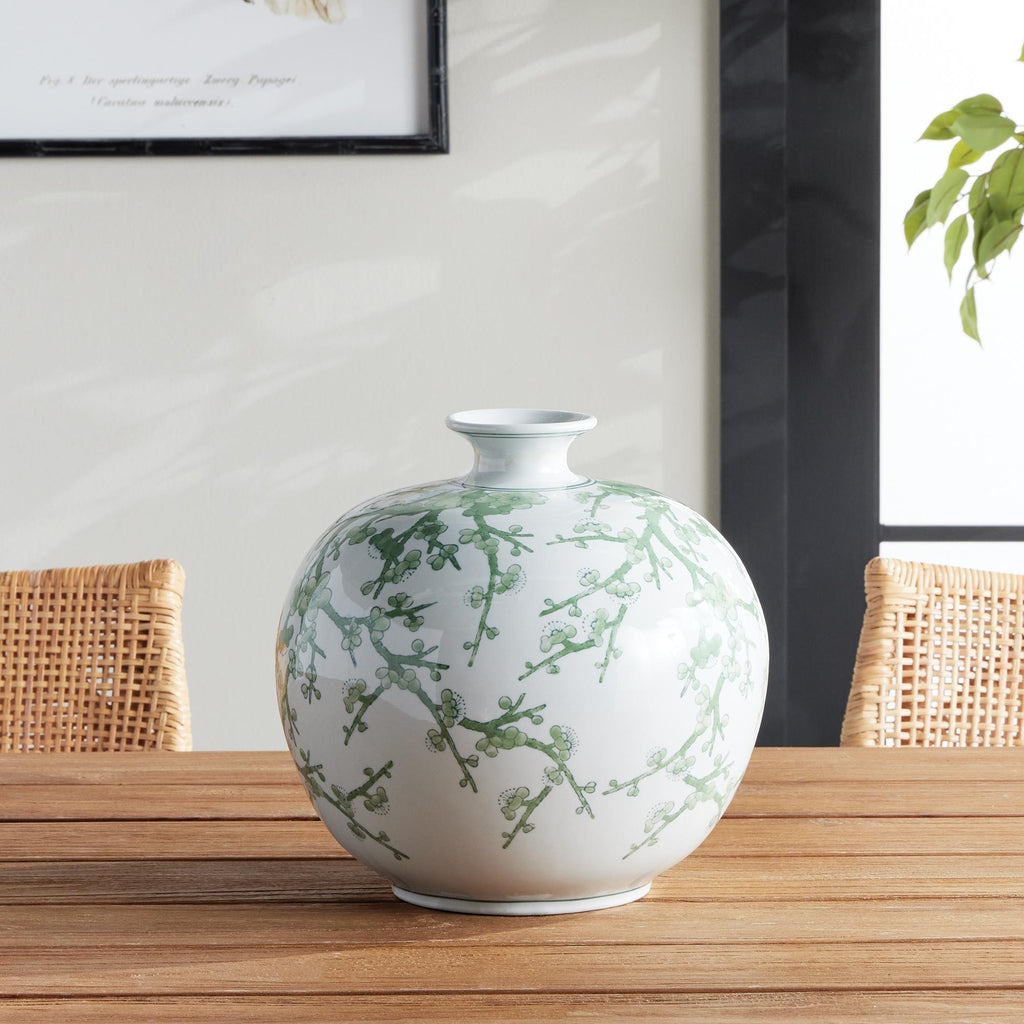 Napa Green/White Imperial Empress Vase