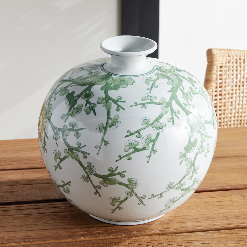 Napa Green/White Imperial Empress Vase