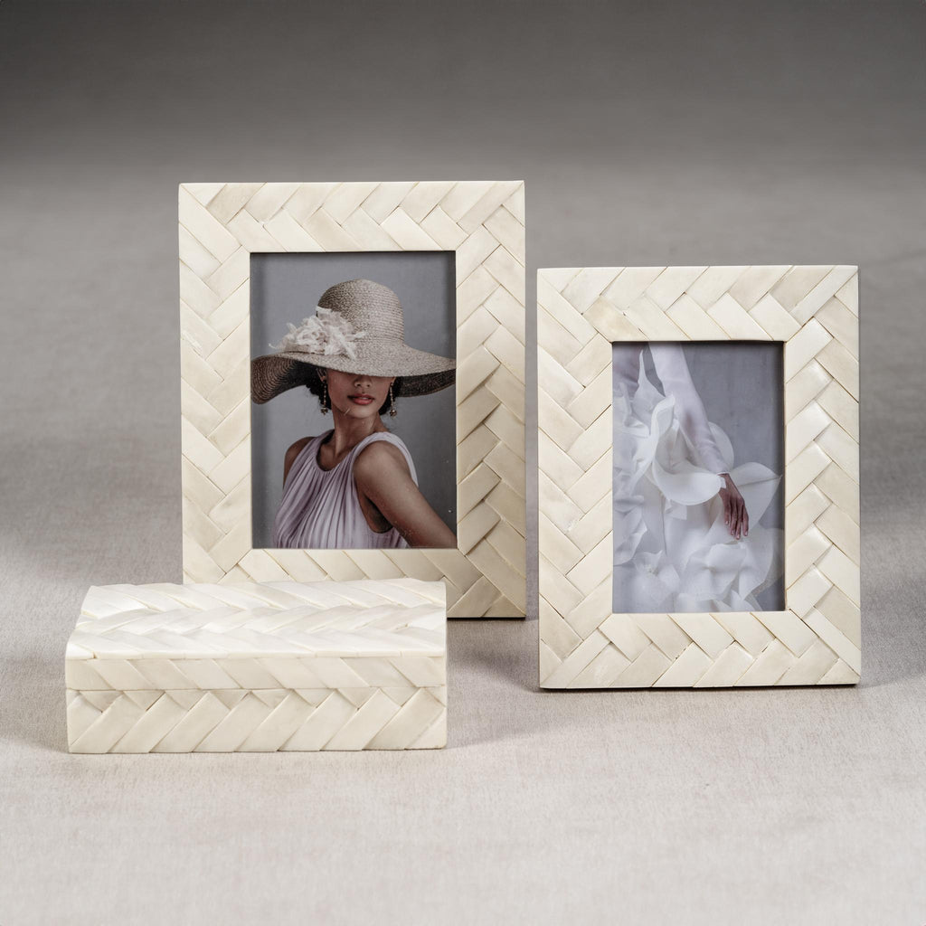 Zodax 4" x 6" Bengkulu Bone Braided Photo Frame