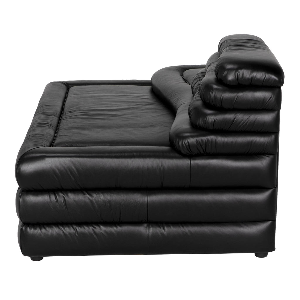 NOIR Bandera Sofa Cl