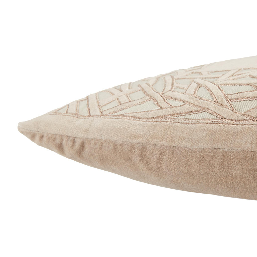 Jaipur Living Mezza Birch Trellis Beige / Cream 22" x 22" Pillow