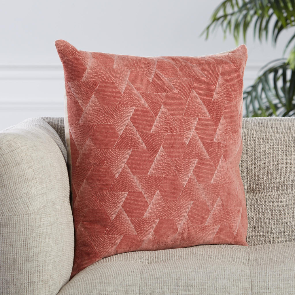 Jaipur Living Nouveau Jacques Geometric Dark Pink / Silver 22" x 22" Pillow