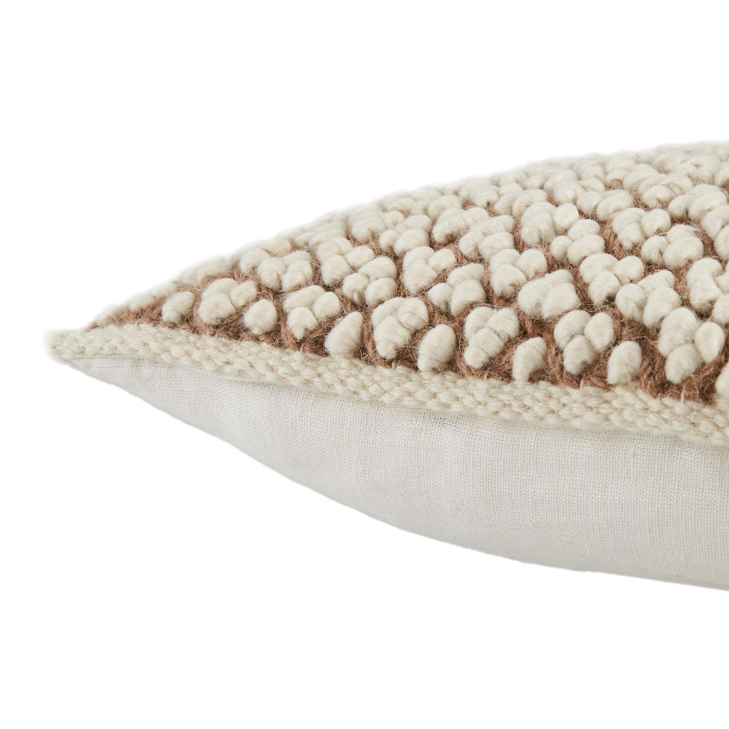 Jaipur Living Angora Madur Textured Tan / Ivory 22" x 22" Pillow