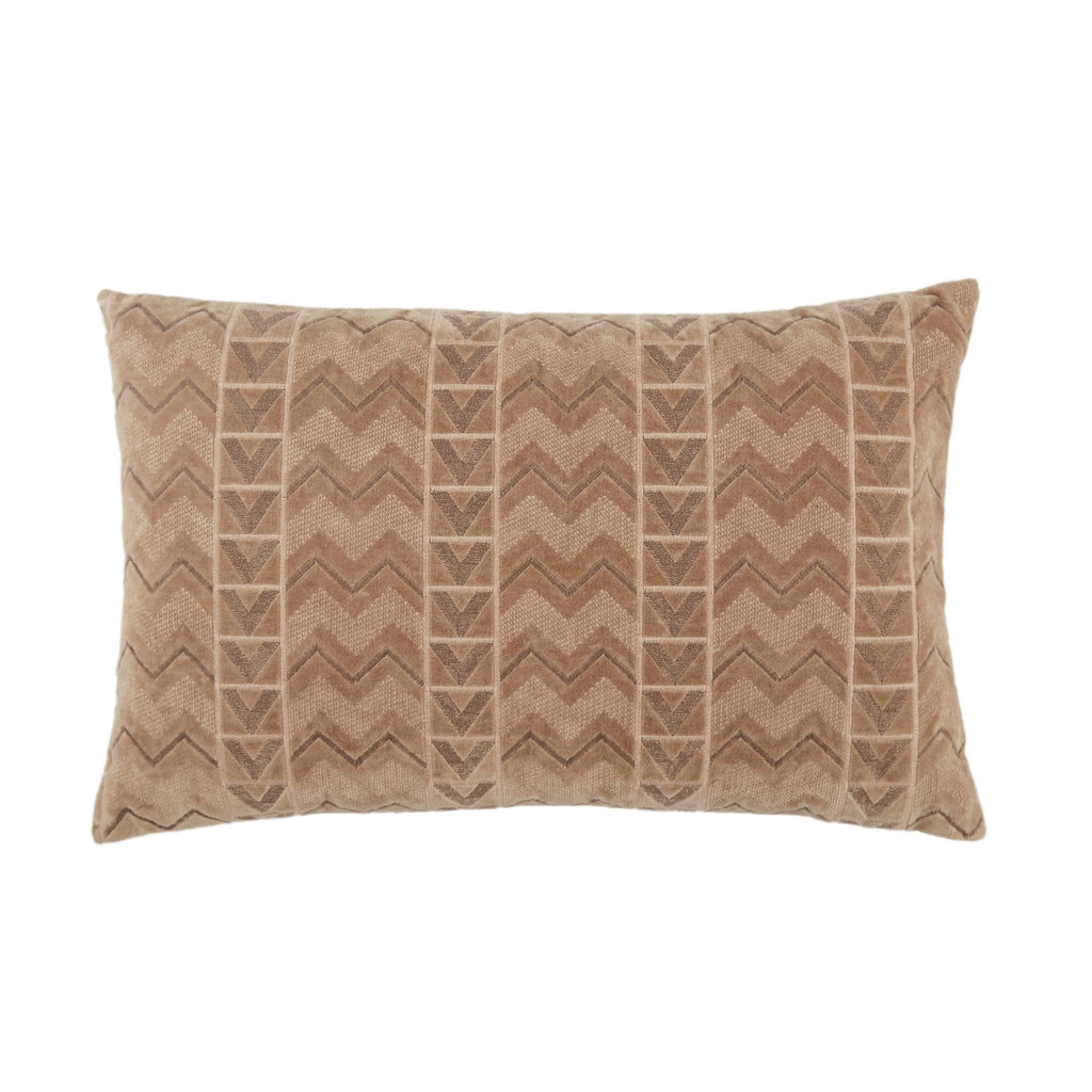 Jaipur Living Nouveau Janco Chevron Beige / Gray 16" x 24" Pillow