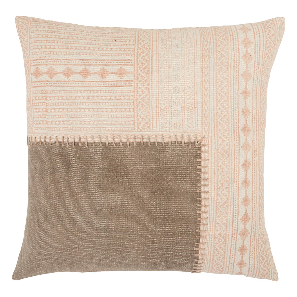 Jaipur Living Amulet Ayami Tribal Light Pink / Gray 20" x 20" Pillow