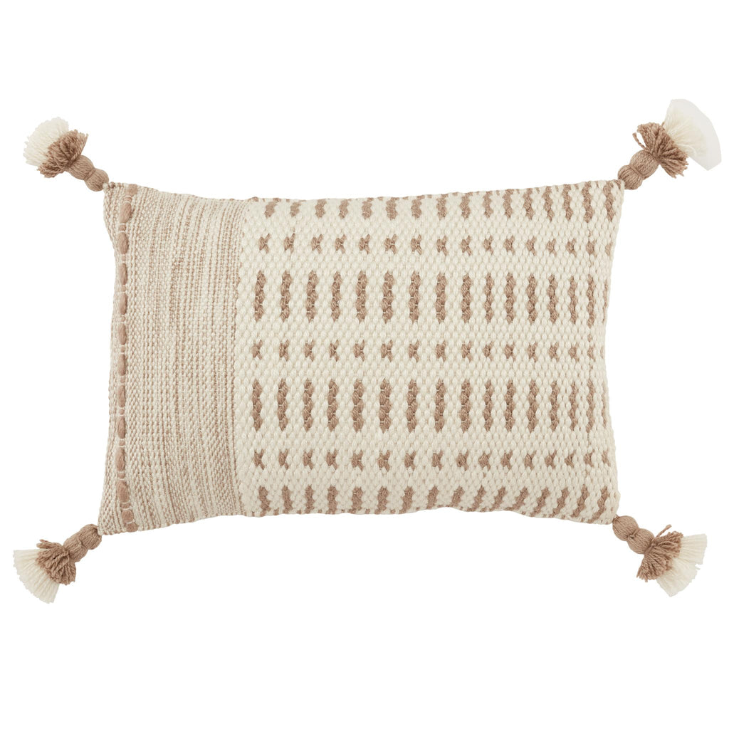 Jaipur Living Armour Calvert Tribal Light Taupe / Ivory 13" x 21" Pillow