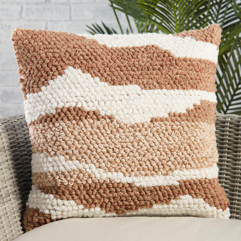 Jaipur Living Nazka Hasani Abstract Tan / White 22" x 22" Pillow