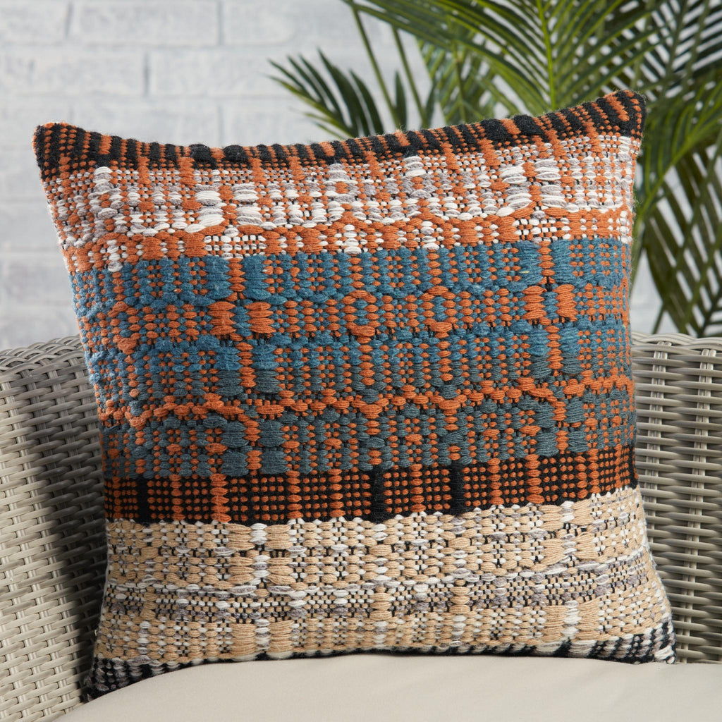 Jaipur Living Nazka Zyan Trellis Orange / Blue 22" x 22" Pillow