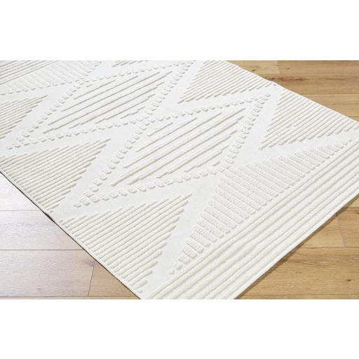 Surya Lyna LYA-2341 7'10" x 10'1" Rug