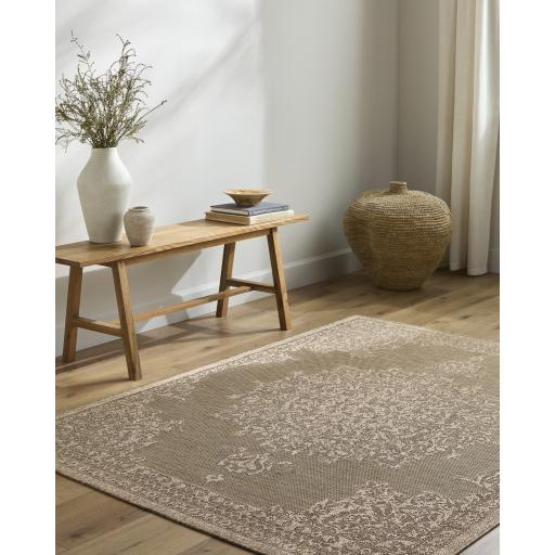 Surya Sandra SDR-2300 7'10" x 10' Rug