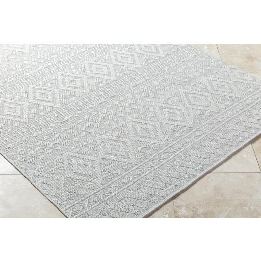 Surya Sandra SDR-2310 7'10" x 10' Rug