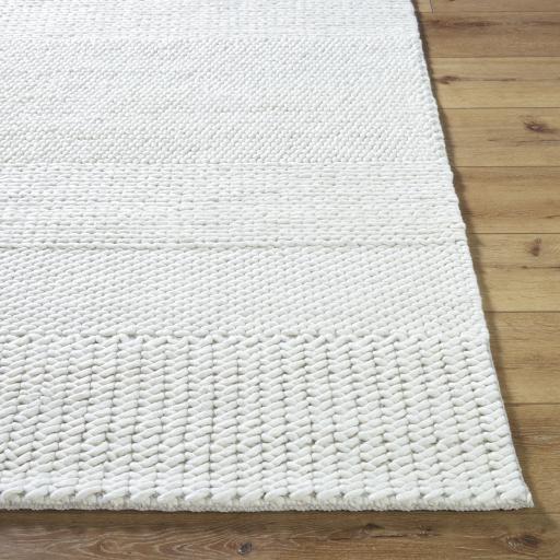 Surya Mae VVMA-2300 2' x 3' Rug