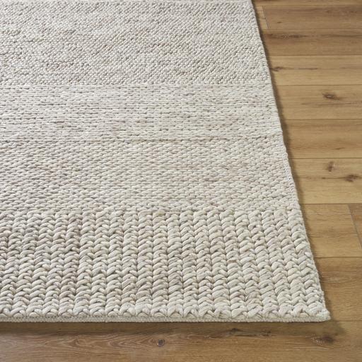 Surya Mae VVMA-2301 2' x 3' Rug