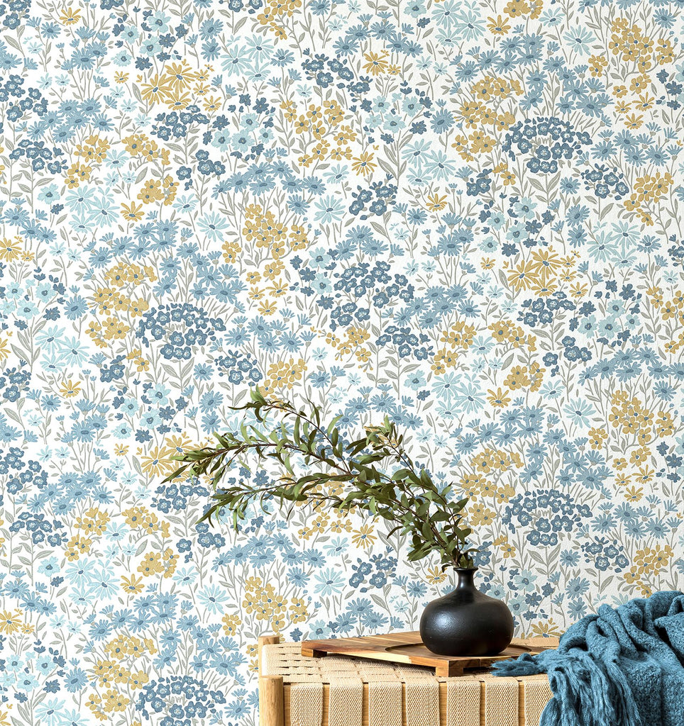 Brewster Home Fashions Ditsy Light Blue Daisies Wallpaper