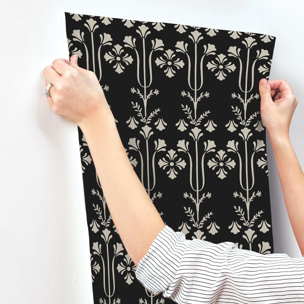 Magnolia Home Lydia Black Wallpaper