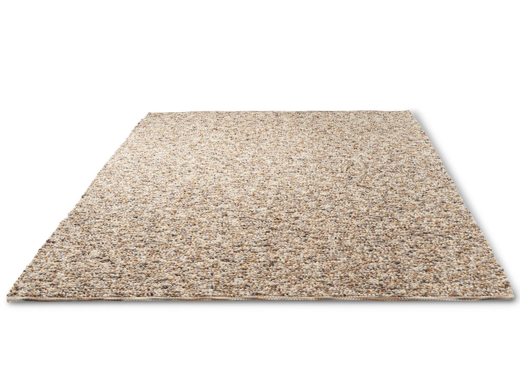 Brink & Campman Pebble Natural 4'7 x 6'7 Rug