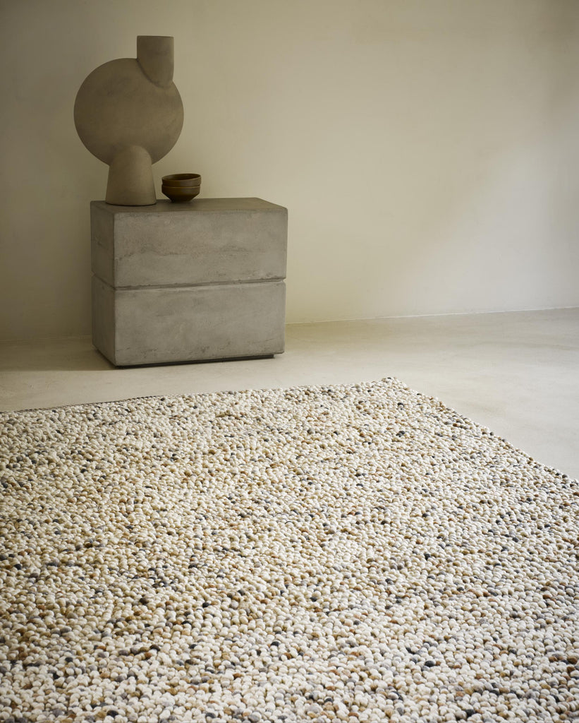 Brink & Campman Pebble Natural 4'7 x 6'7 Rug