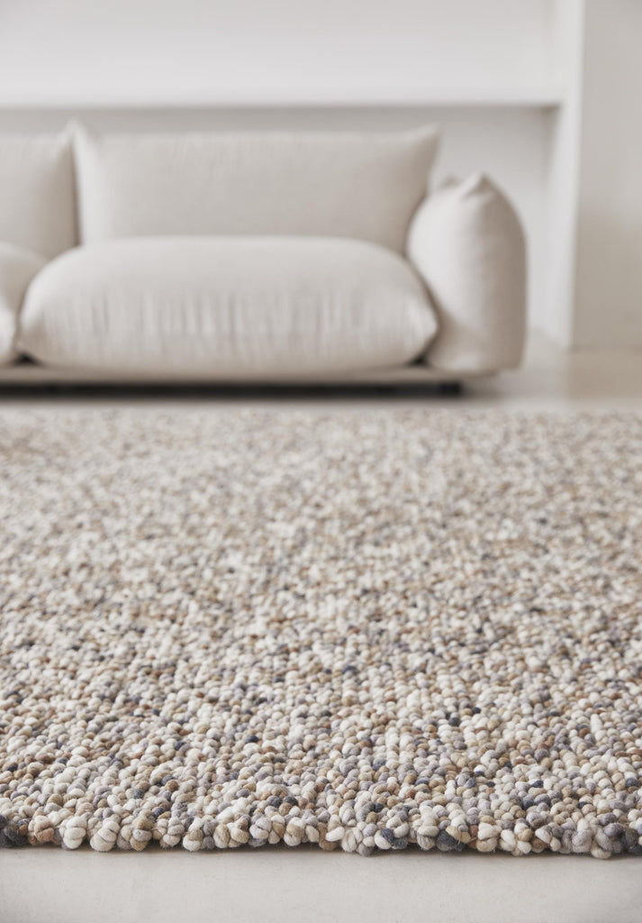 Brink & Campman Pebble Natural 6'7 x 9'8 Rug