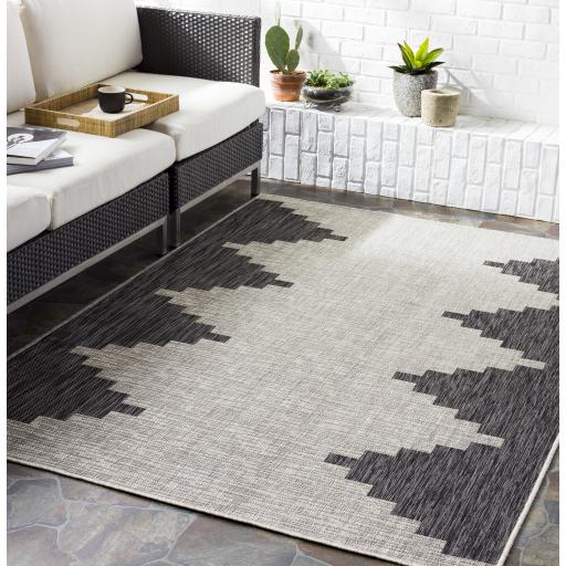 Surya Malibu MBU-2314 7'10" x 10' Rug