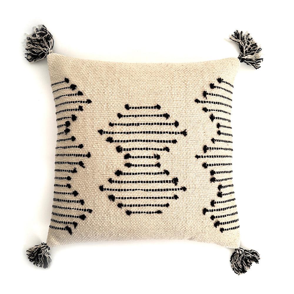 DecoratorsBest with insert Amaira Throw Pillow