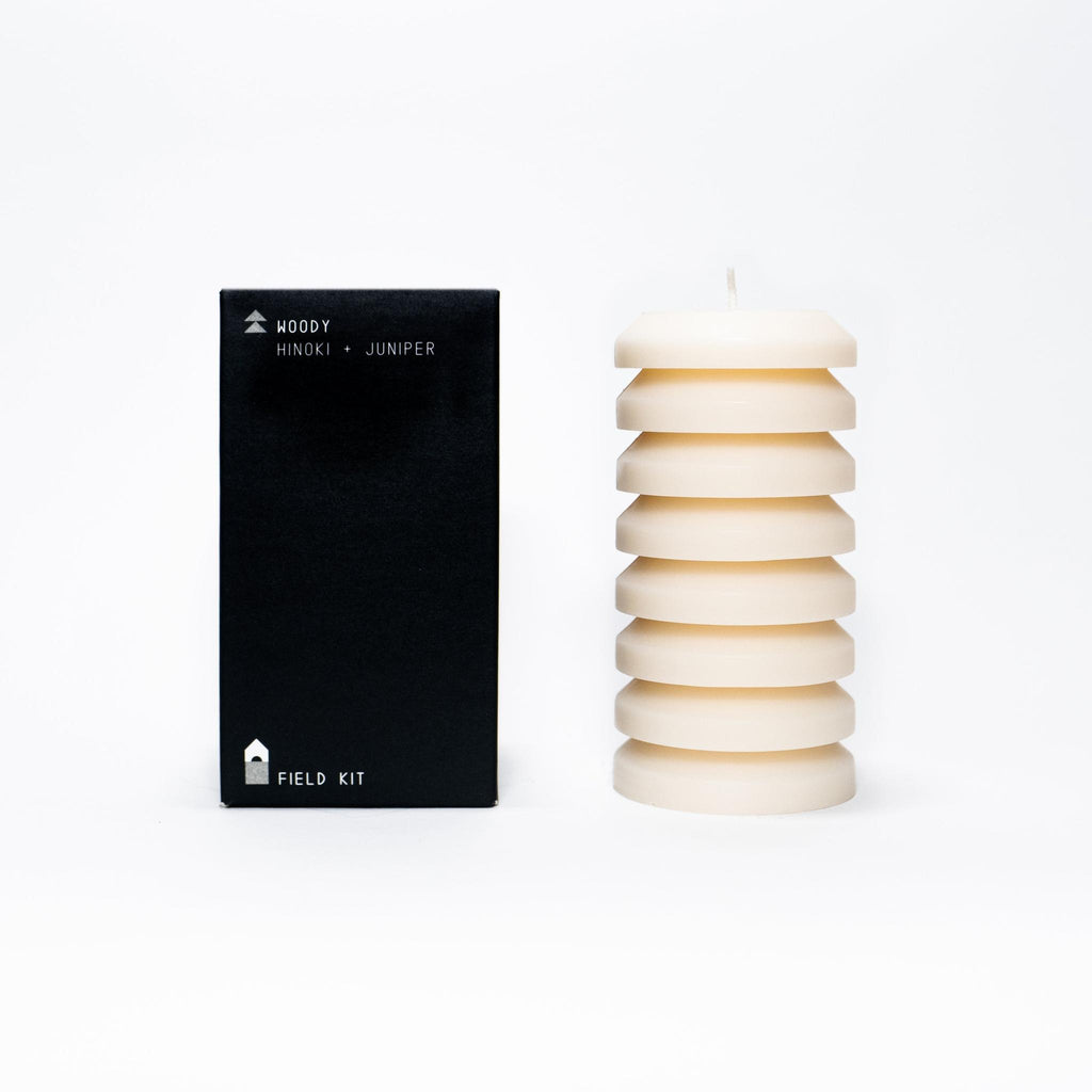 DecoratorsBest Woody Pillar Candle