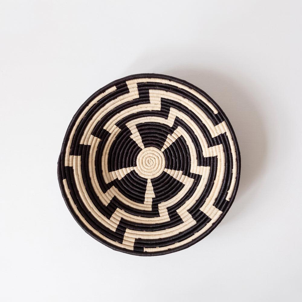 DecoratorsBest Large Tribal Shield Basket