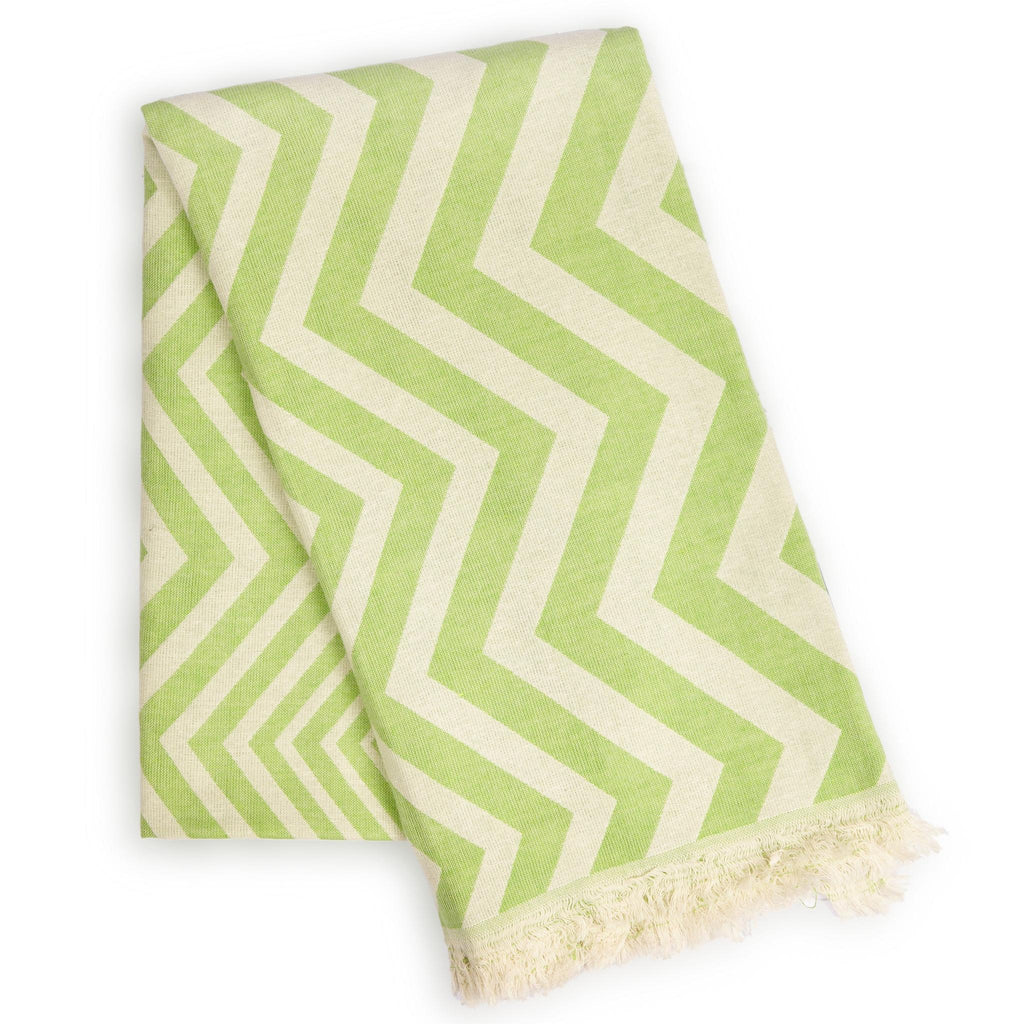 DecoratorsBest Mersin Chevron Towel / Blanket  - Green