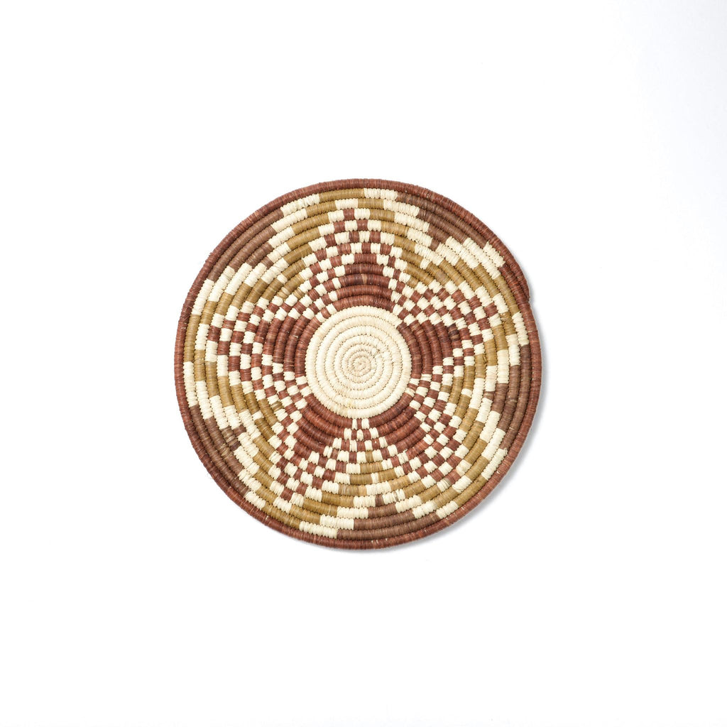 DecoratorsBest Aster Trivet ~ Cultivate Collection