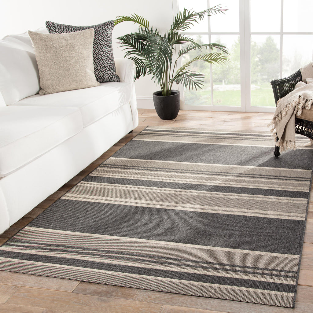 Jaipur Living Pilot Indoor/ Outdoor Striped Gray/ Beige Area Rug (4'X5'7")