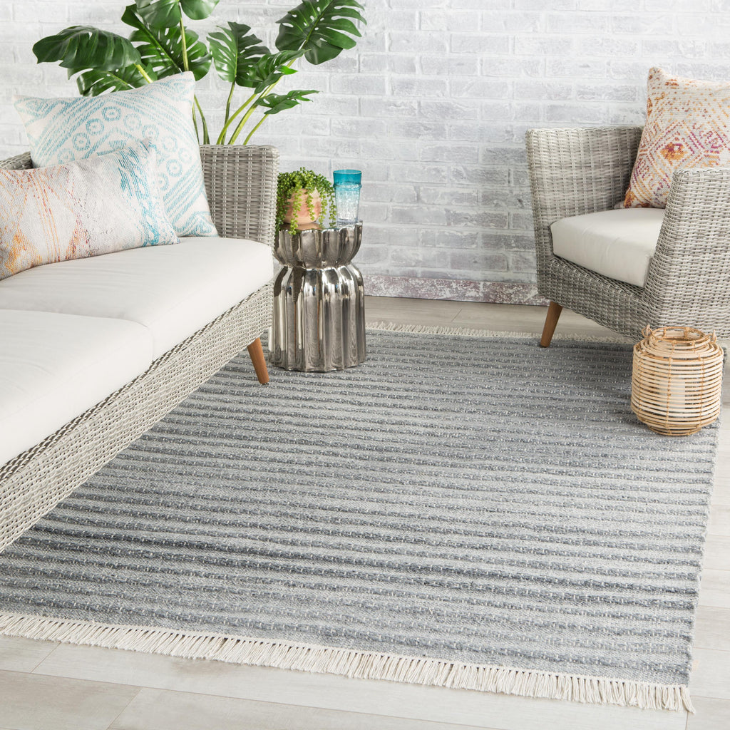 Jaipur Living Torre Indoor/ Outdoor Solid Gray/ Cream Area Rug (2'X3')