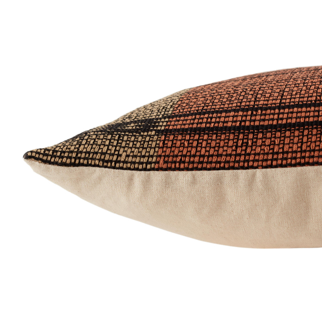 Jaipur Living Patkai Tribal Tan/ Black Pillow Cover (16"X24" Lumbar)