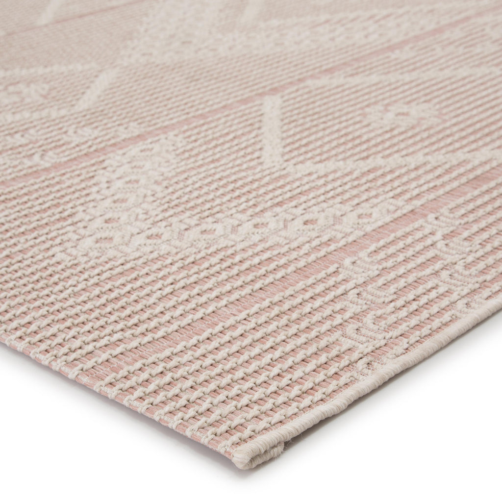 Jaipur Living Shiloh Indoor/ Outdoor Tribal Light Pink/ Cream Area Rug (5'3"X7'6")