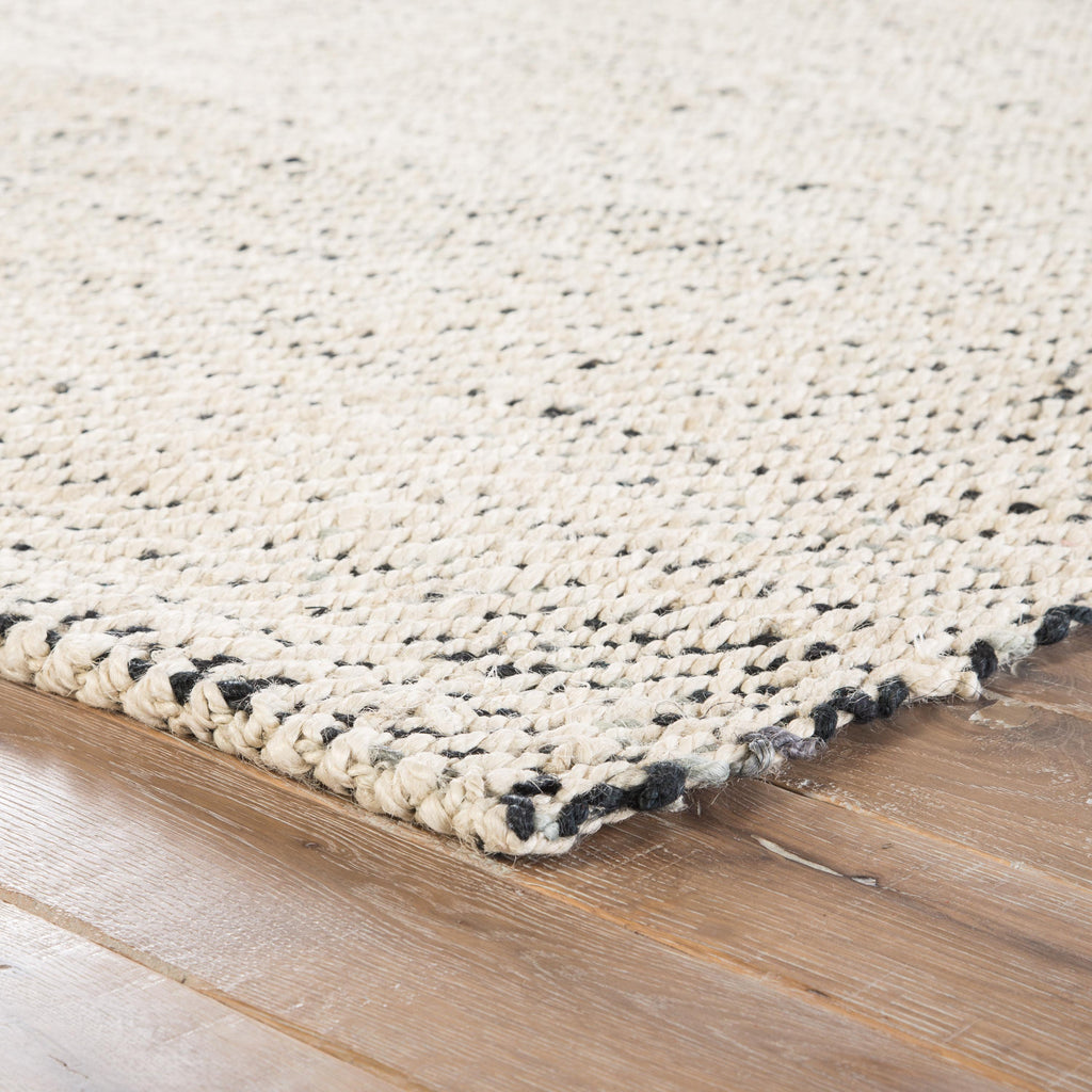 Jaipur Living Almand Natural Solid White/ Black Area Rug (8'X10')