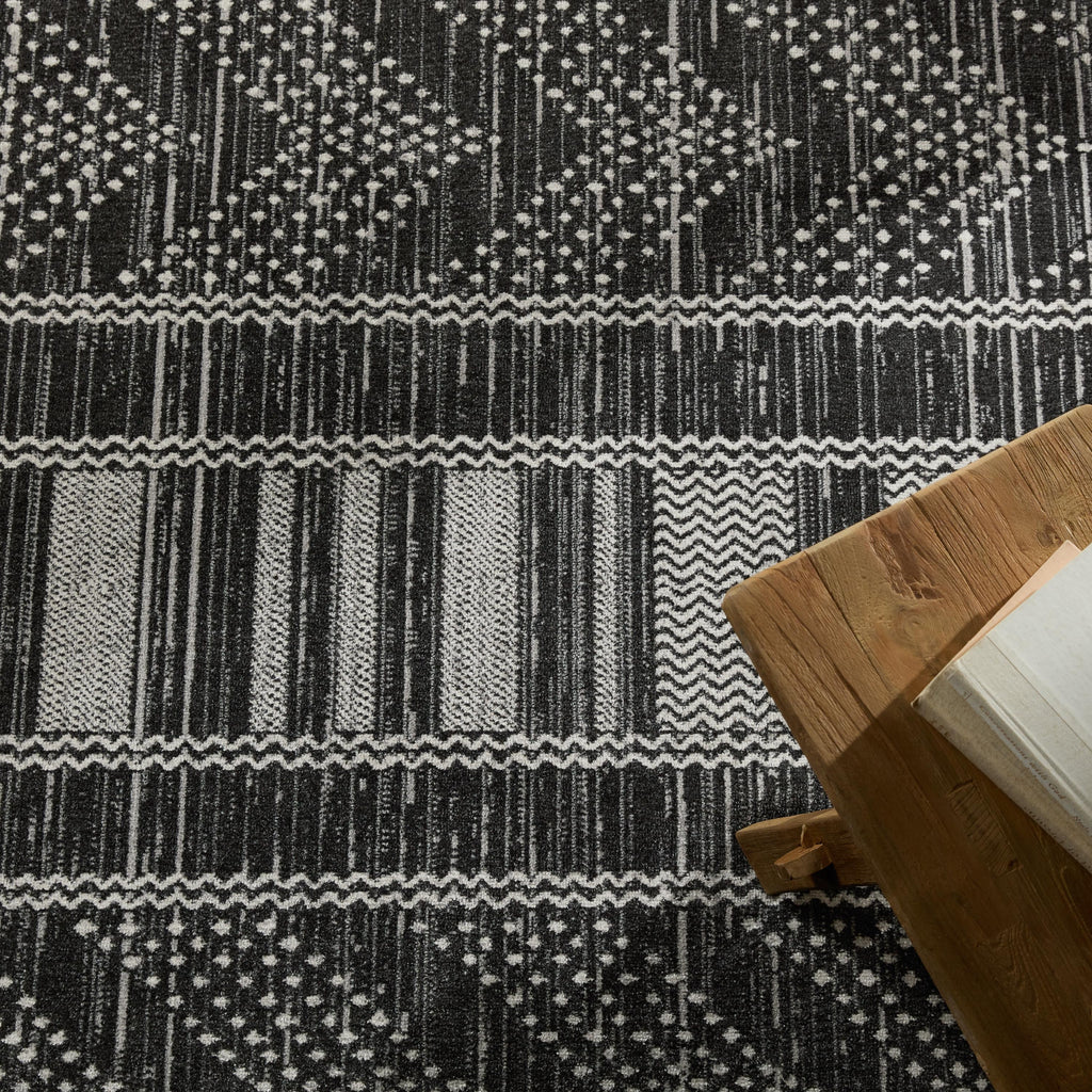 Vibe By Jaipur Living Mateo Tribal Black/ Light Gray Runner Rug (2'8"X10')